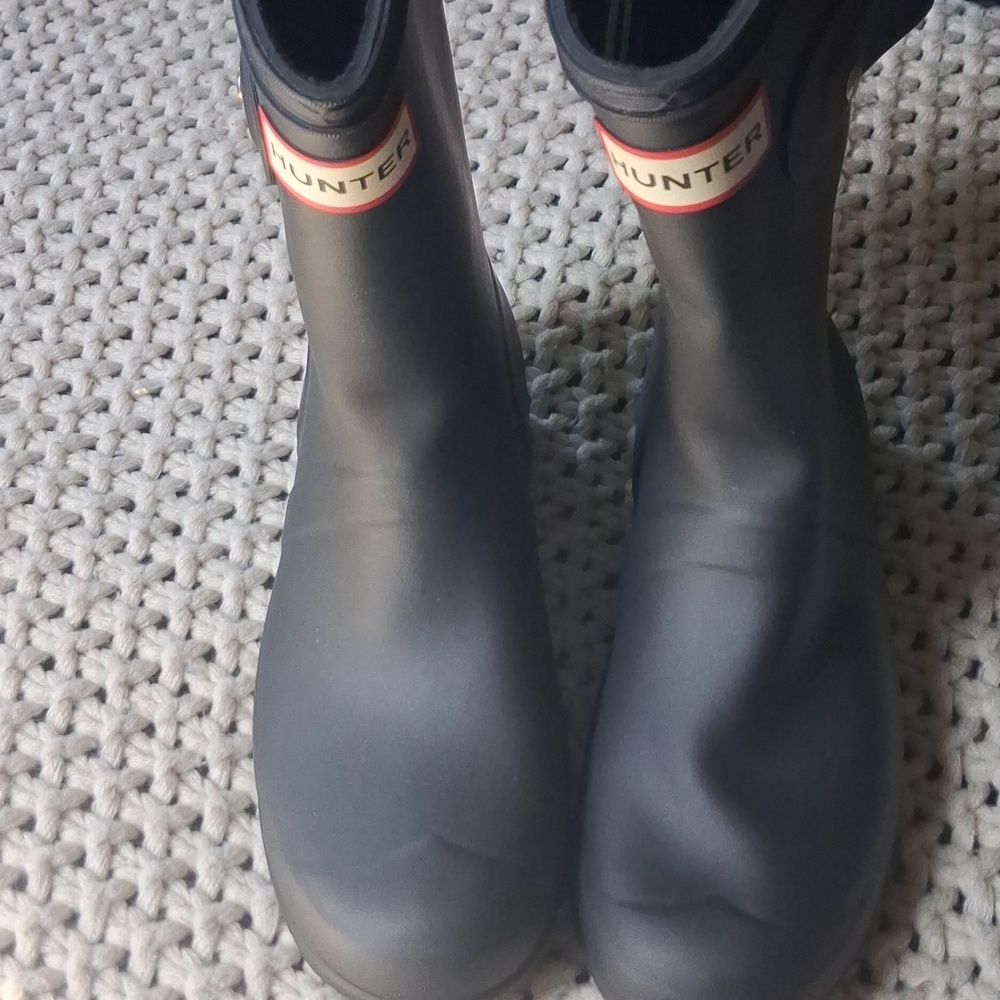 Hunter Matte Black Short Rain Boots with Side Buckle Sz 6 Womens - Picture 2 of 5